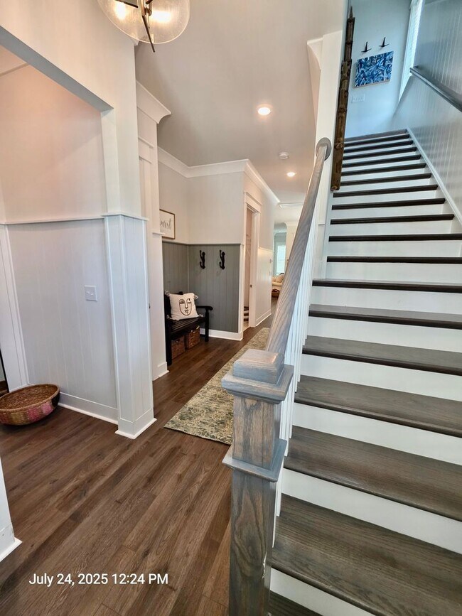 Building Photo - Like new 4 bedroom + loft - Stonoview - Jo...