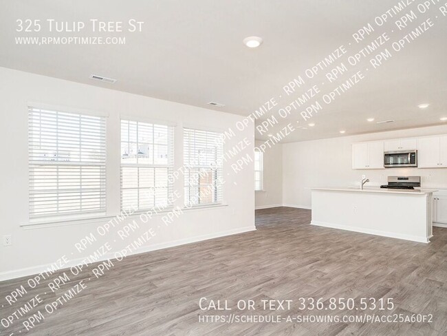Building Photo - 325 Tulip tree St
