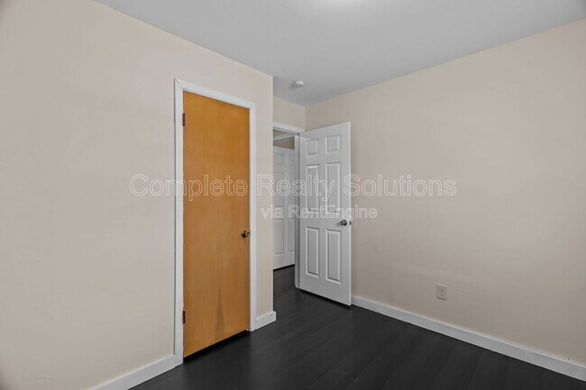 Building Photo - 7486 Castro Dr