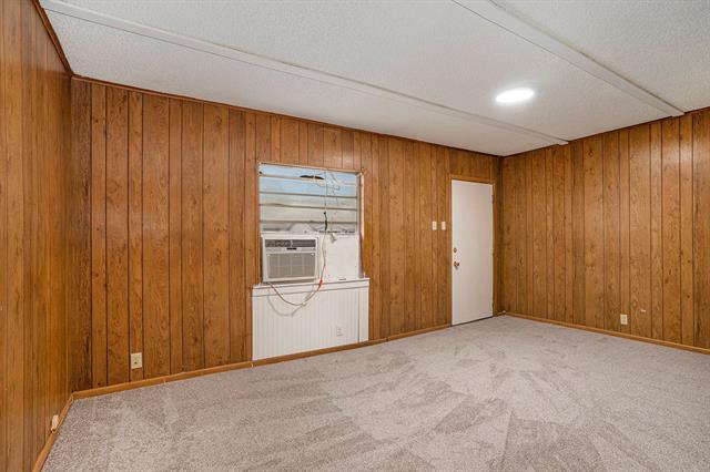 Building Photo - 1706 Redwood Dr