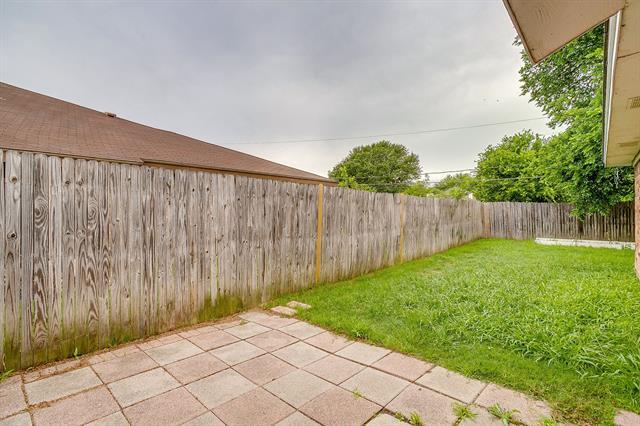 Building Photo - 926 Irene St