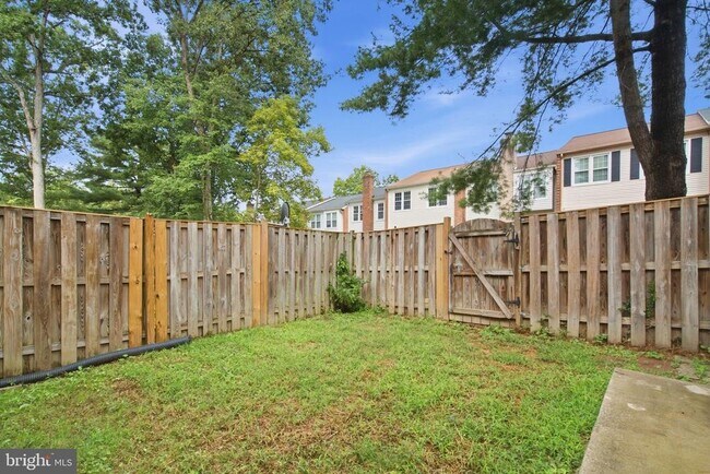 Building Photo - 12120 Stoneford Dr