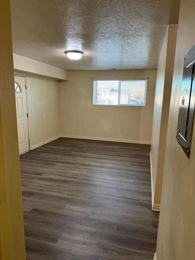 Building Photo - 4943 W 4100 S