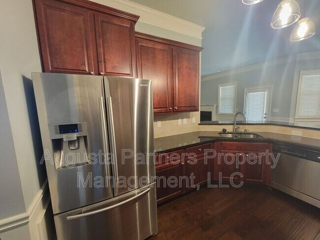 Building Photo - 325 Bellhaven Dr