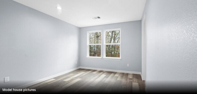 Building Photo - Your dream home awaits!