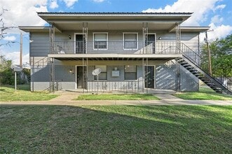 Building Photo - 505 N Morris St