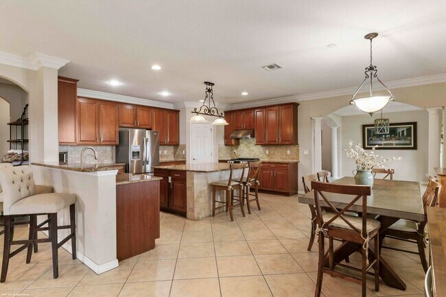 Building Photo - 3440 Oakmont Estates Blvd