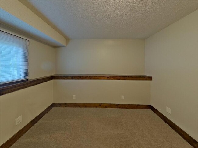 Building Photo - 7407 Laredo Dr