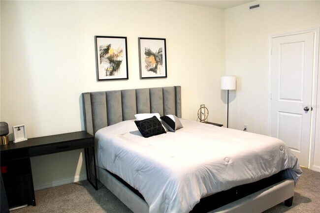 Building Photo - 4461 Small Creek Rd