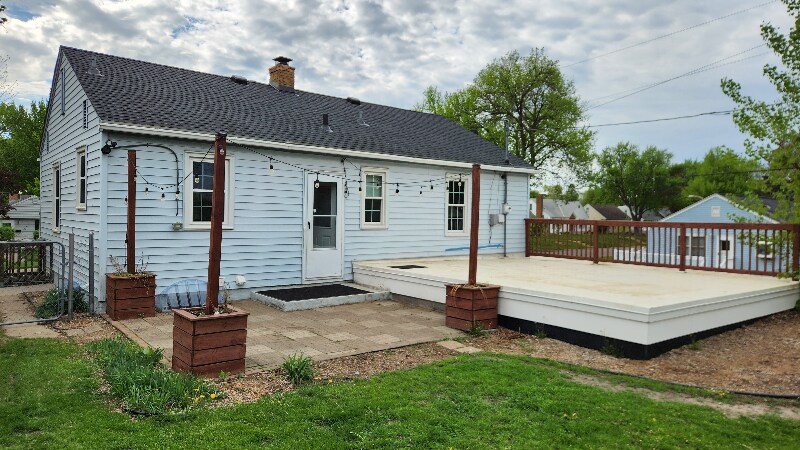 Building Photo - 6801 Vincent Ave S