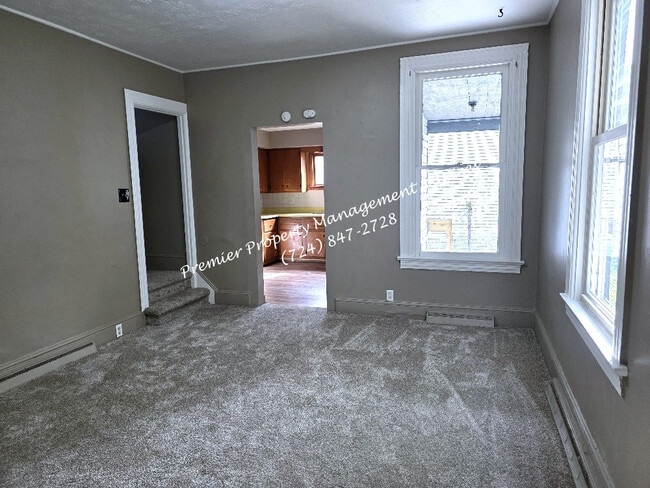 Building Photo - 1324 2nd Ave