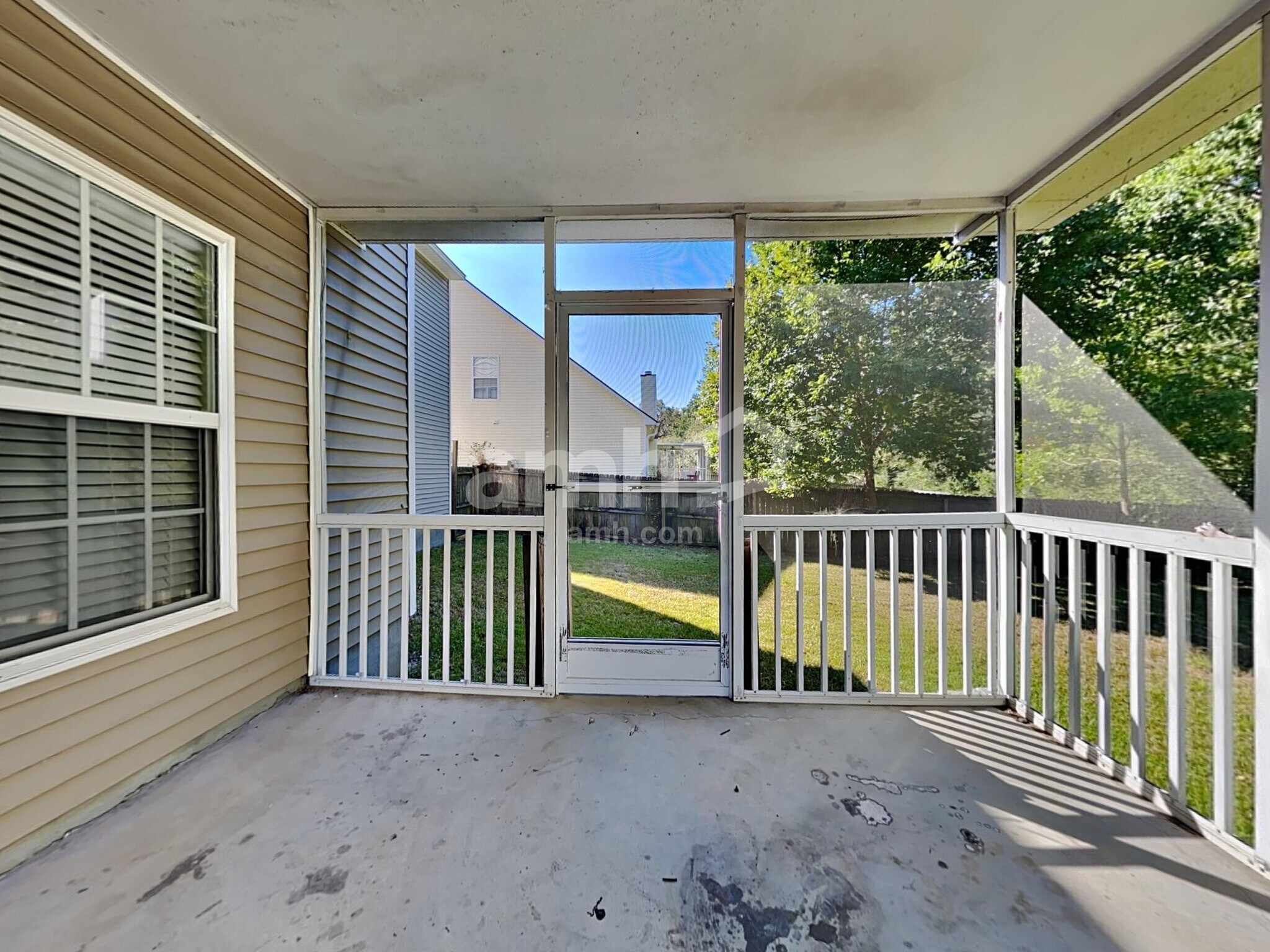 Building Photo - 417 Green Park Ln