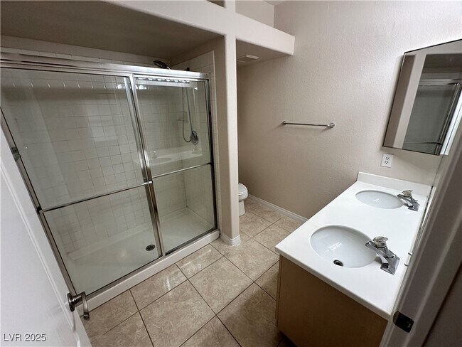 Building Photo - 3604 Monarcas St