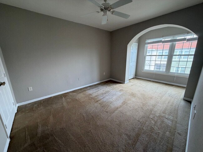 Building Photo - ANNUAL RENTAL - 1 BED / 1 BATH - THE TIDES AT PELICAN LANDING