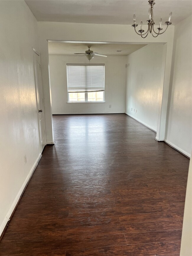 Building Photo - 7459 Tonsley Springs Dr