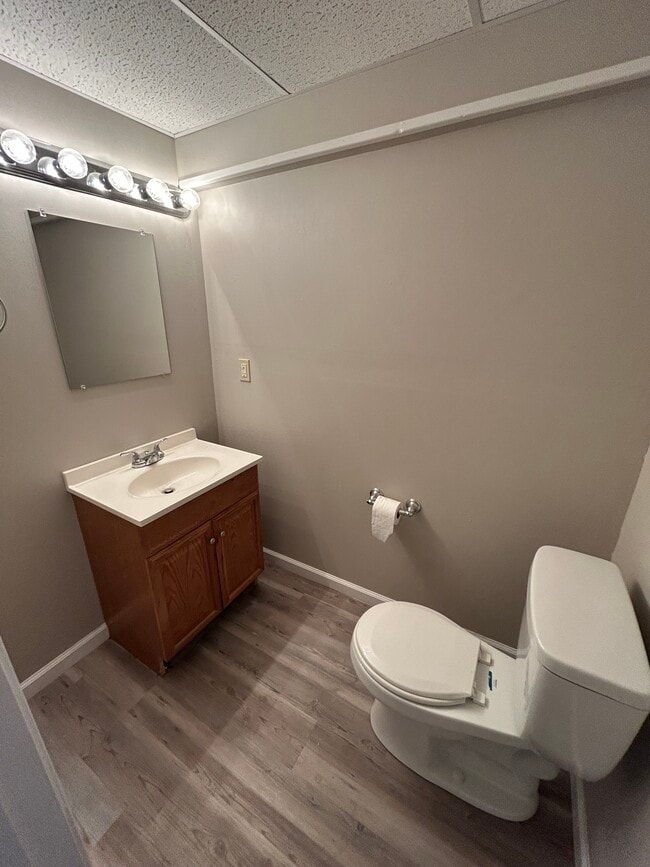 Building Photo - 322 Mesa Ln