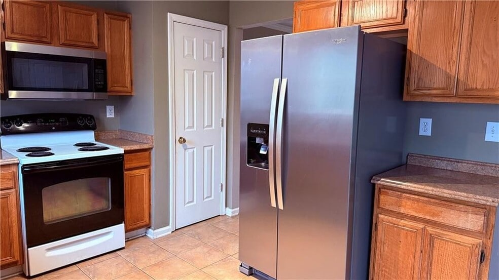 Building Photo - 4280 Hathaway Ct NW