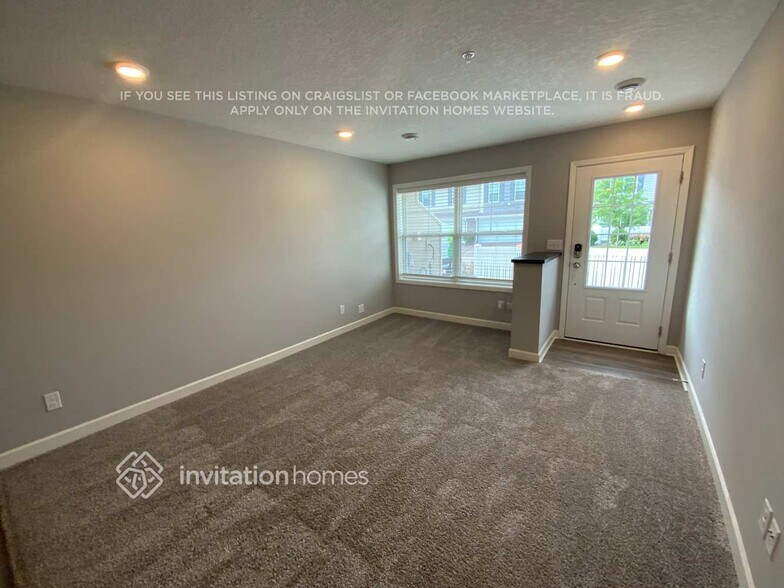 Building Photo - 10946 Zest St NE