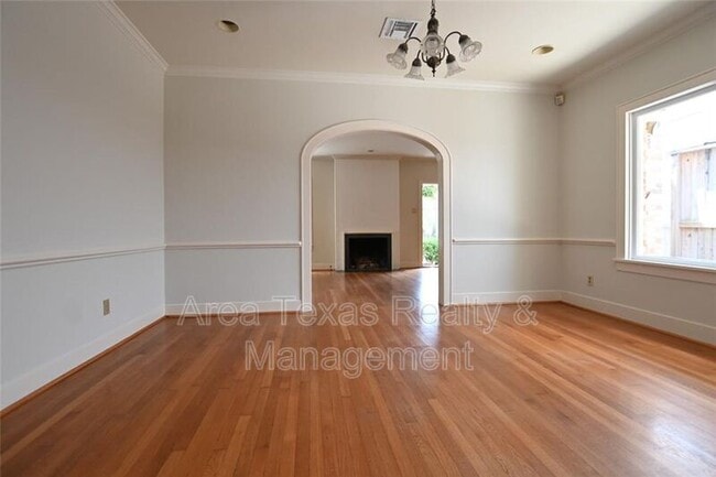 Building Photo - 2310 Dryden Rd