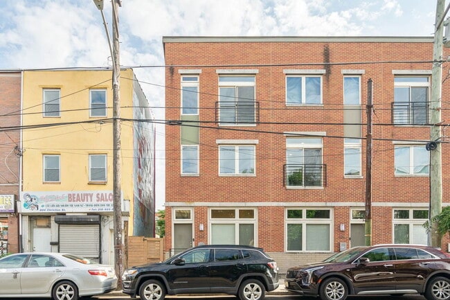 Primary Photo - 806 Christian St