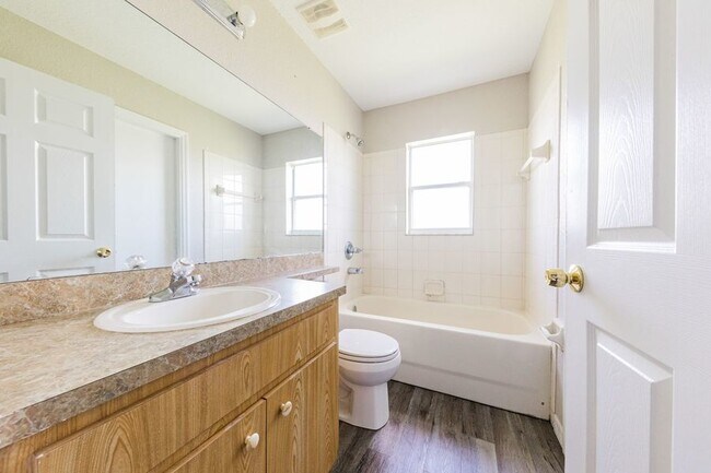 Building Photo - 541 Drayton Rd