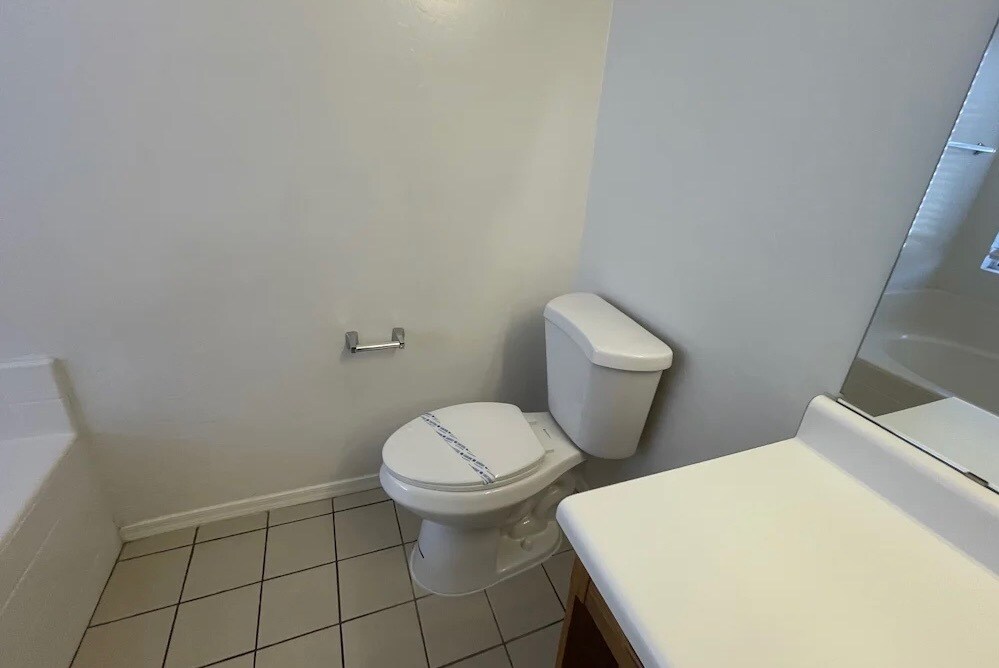 Building Photo - 19 S Broad St