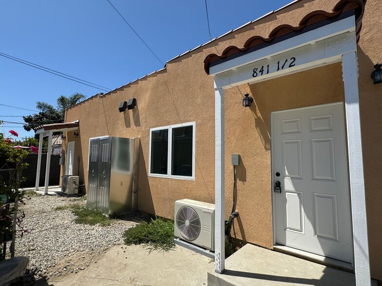 Building Photo - 841 1/2 West 64th Street