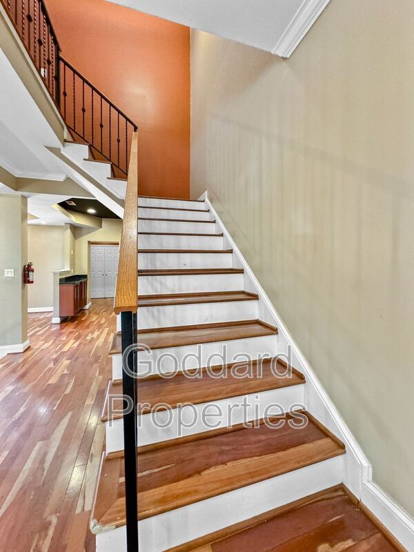 Building Photo - 3527 Reisterstown Rd
