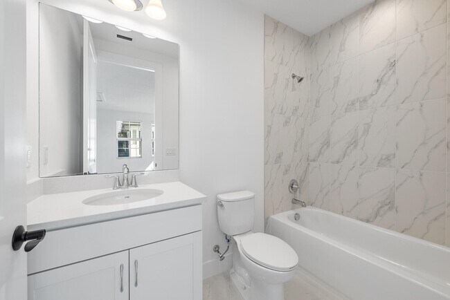 Building Photo - 9516 St Germain Dr