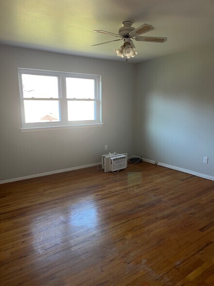 Building Photo - 78 Saltonstall Pky