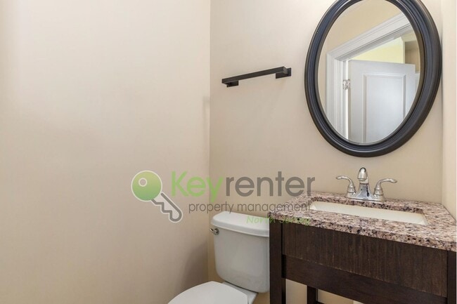 Building Photo - Spacious 4-Bedroom Home with Fenced Yard &...