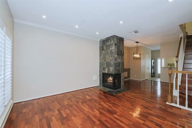 Building Photo - 2910 Grants Lake Blvd