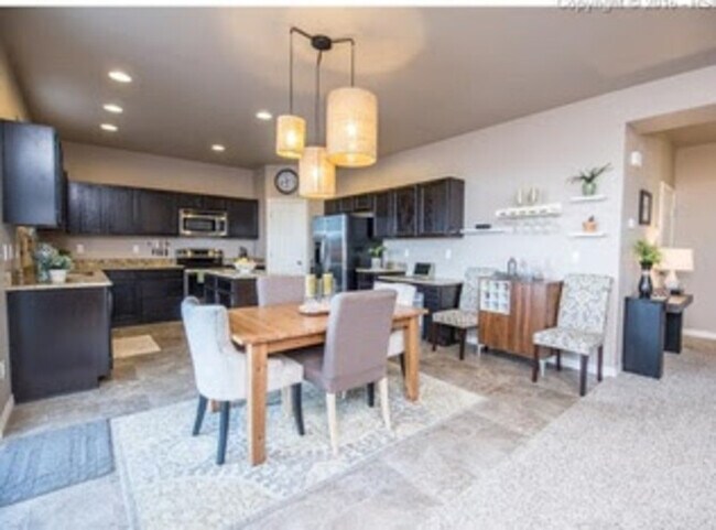 Building Photo - 2095 Reed Grass Way