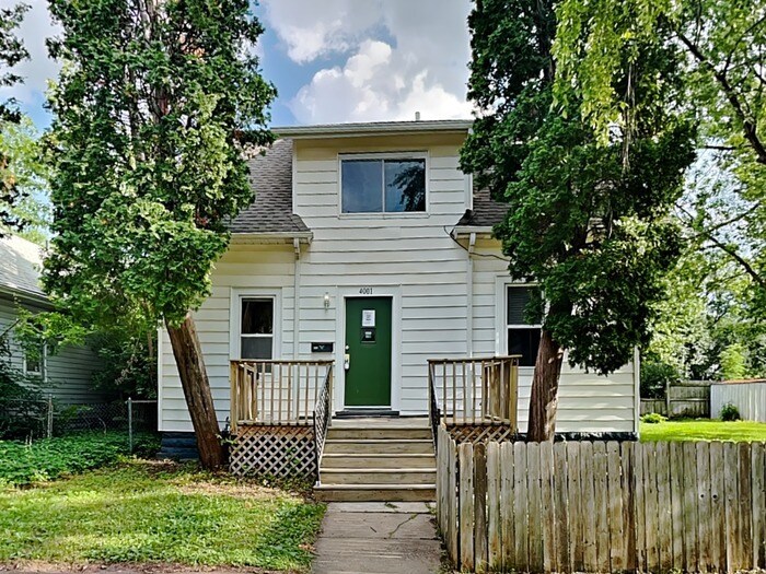 Primary Photo - 4001 36th Ave S