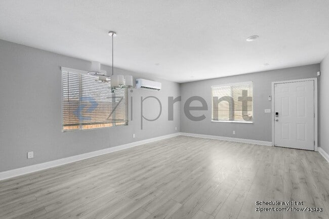 Building Photo - 401 Garden Hwy