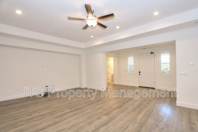 Building Photo - 4988 Amina Fair Way