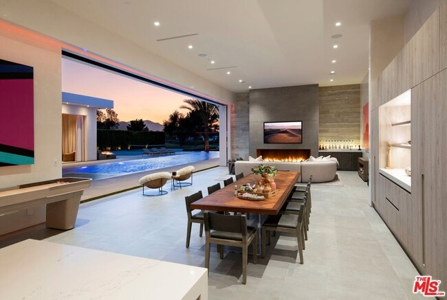 Building Photo - 52435 Ross Ave