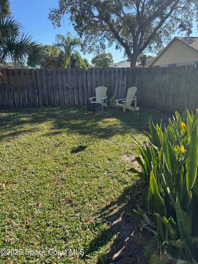 Building Photo - 2201 Appalachian Dr