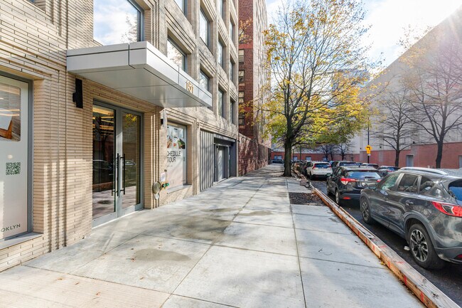 Building Photo - 151 S Elliott Pl