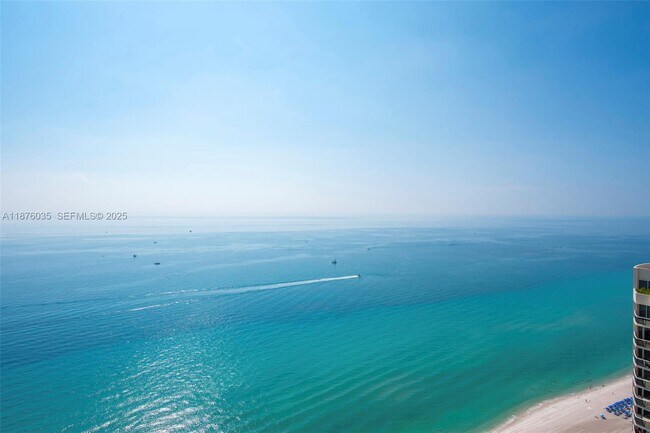 Building Photo - 18975 Collins Ave