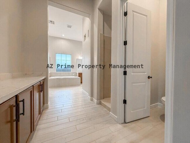 Building Photo - 20464 E Calle de Flores