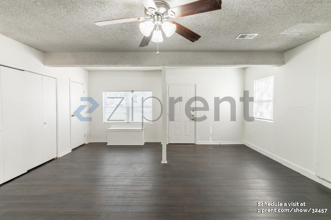 Building Photo - 4708 Carsonhill Dr