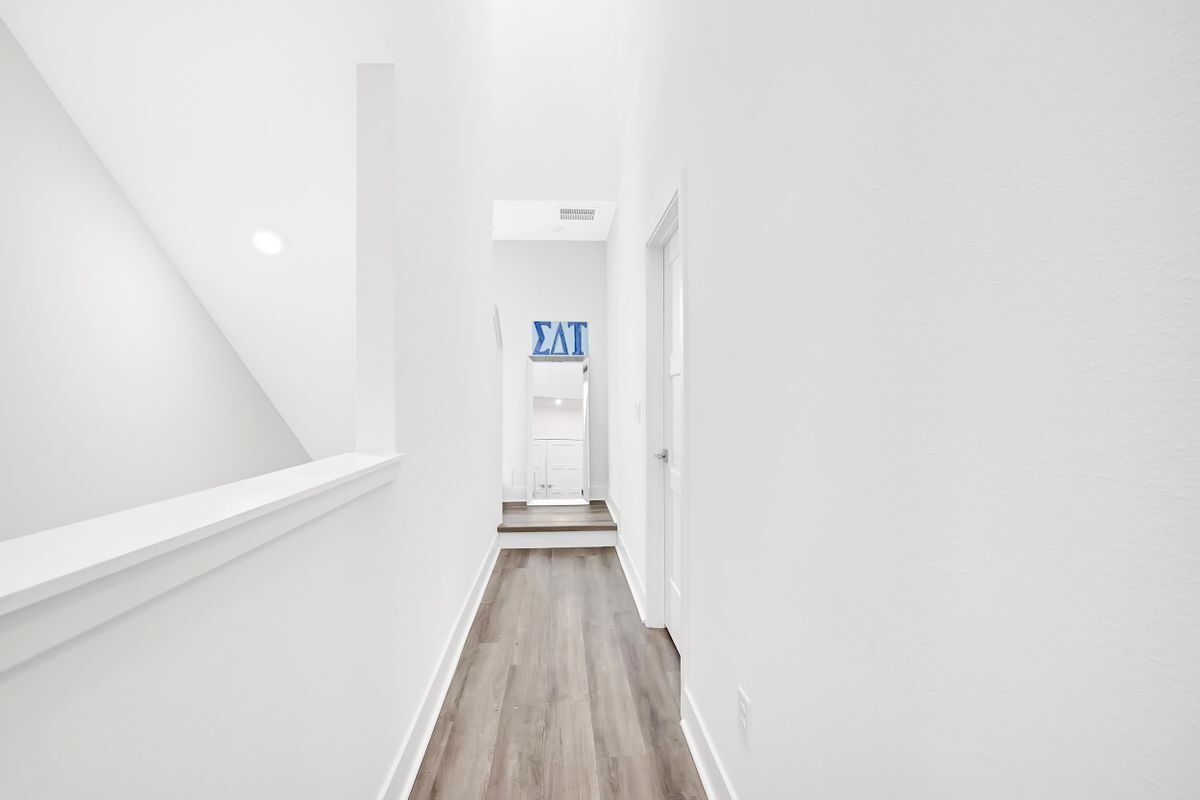 Building Photo - 2506 W Cleveland St