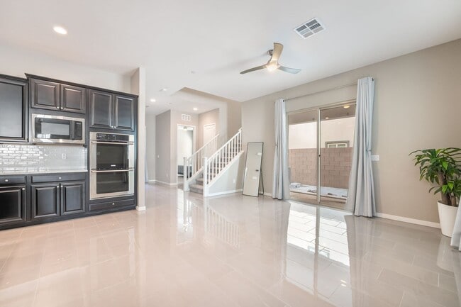 Building Photo - 813 Horizon Canyon Dr