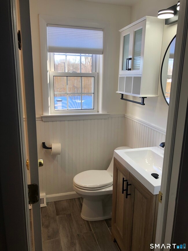 Building Photo - 159 Purdy Hill Rd