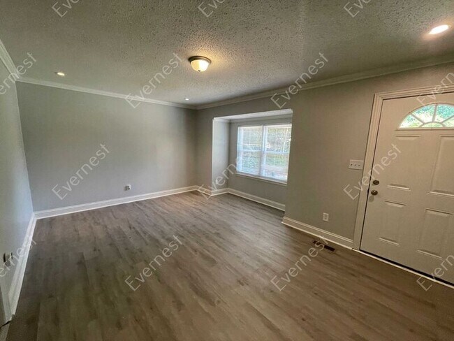 Building Photo - 5201 Mike Dr