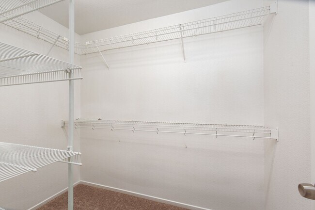 Building Photo - Southwest Las Vegas Home with 3 Bedrooms