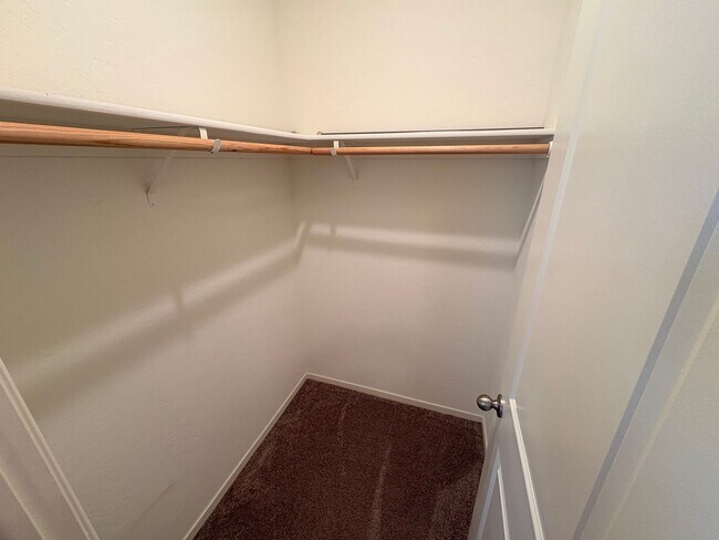 Building Photo - Lovely 3 bedroom home for rent in Hanford CA