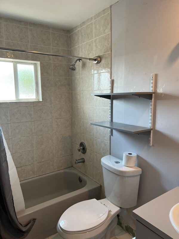 Building Photo - 14375 SW 164th Terrace