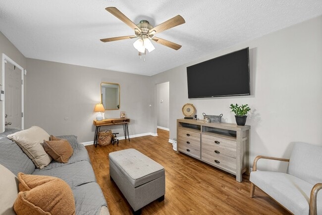 Building Photo - 401 Pacific Ave